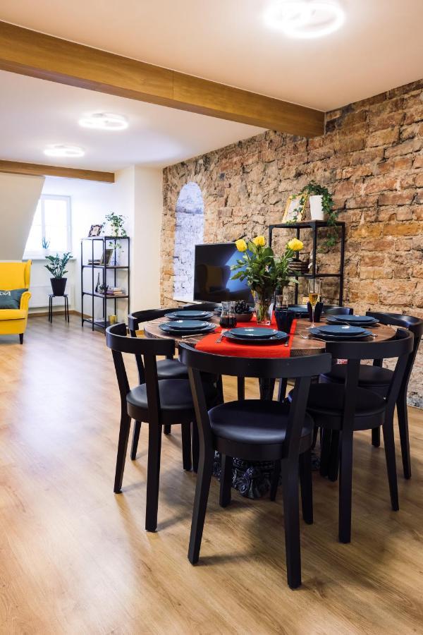 Rothko Apartment/8 Guests/4Bedrooms/Riga Old Town Exteriör bild